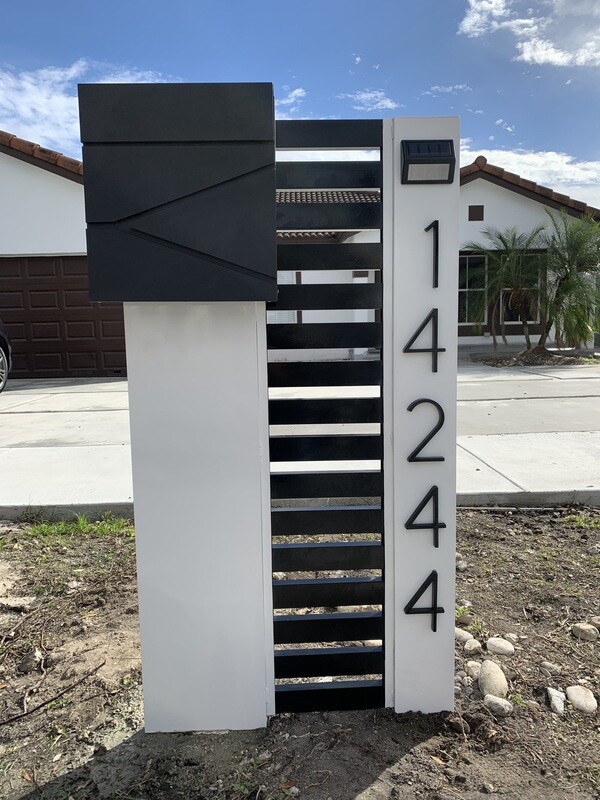 Ascend Apex Custom Mailboxes