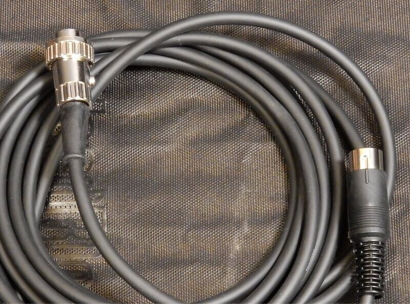 ZETA to GR-55 Cable_15′