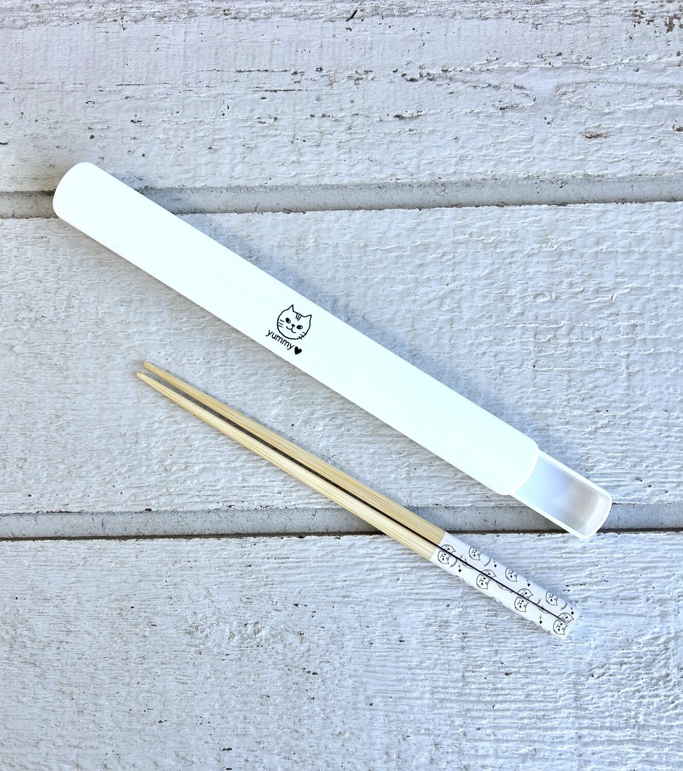 Chopsticks with Travel Case, Pattern: Cat/White