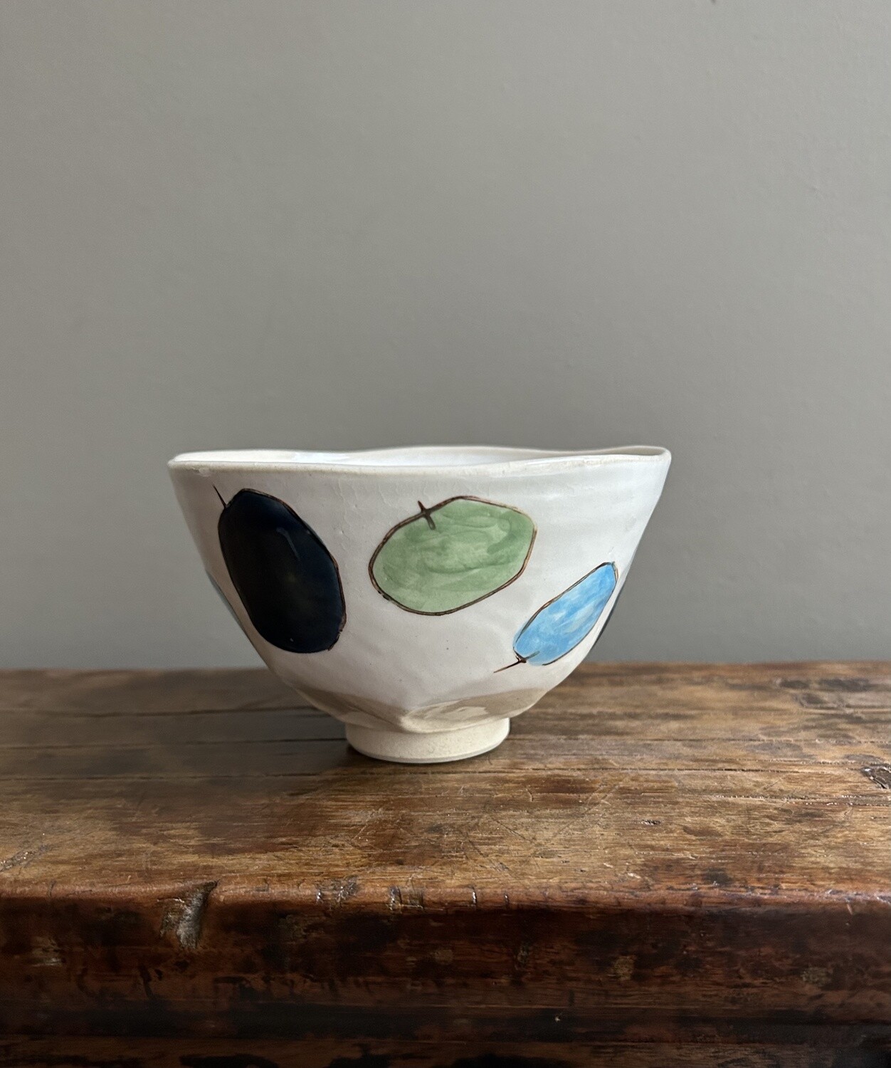 Hasami Ware Apple Bowl - Two Colours