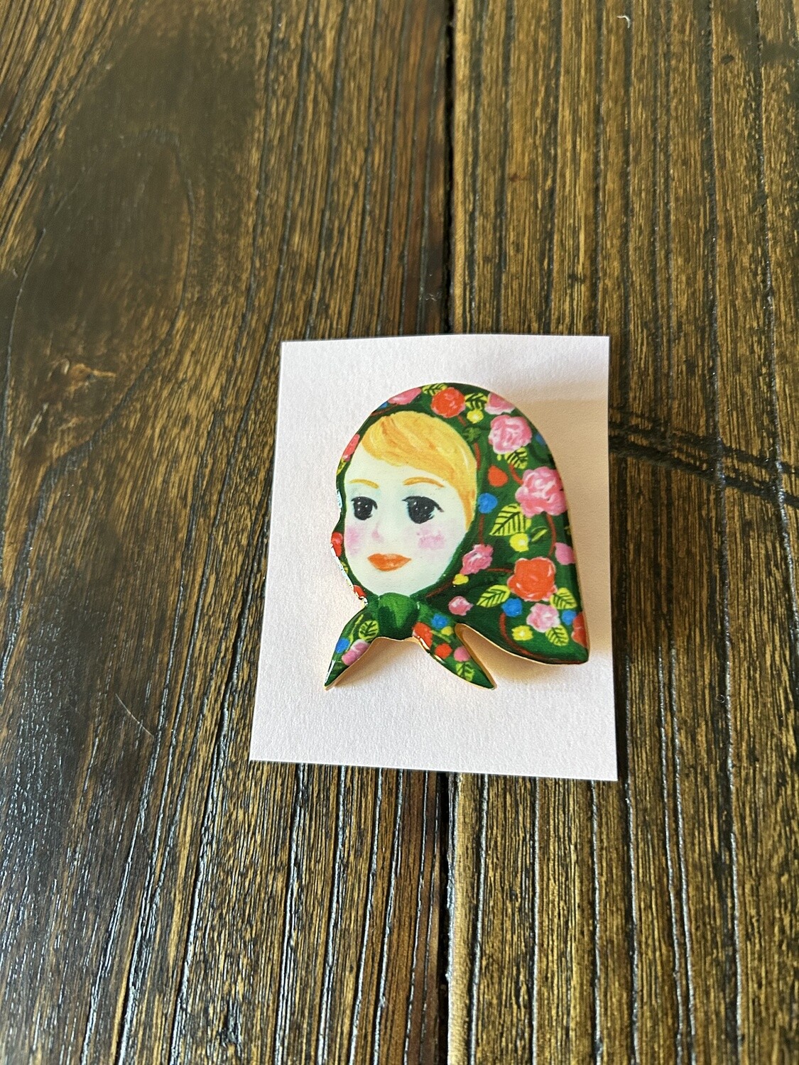 Ufufuya Brooch, Shape: Girl
