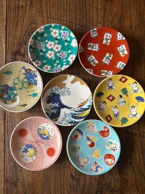Kutani Ware Small Dish in Gift Box(九谷焼ギフトボックス入り豆皿）