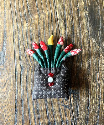 Chirimen Fabric Brooch - Flower Basket/Tulip