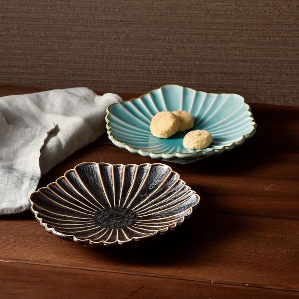 Peacock Plate