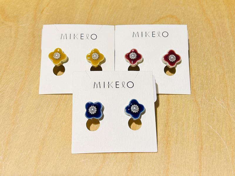 Mino Ware Flower Earrings