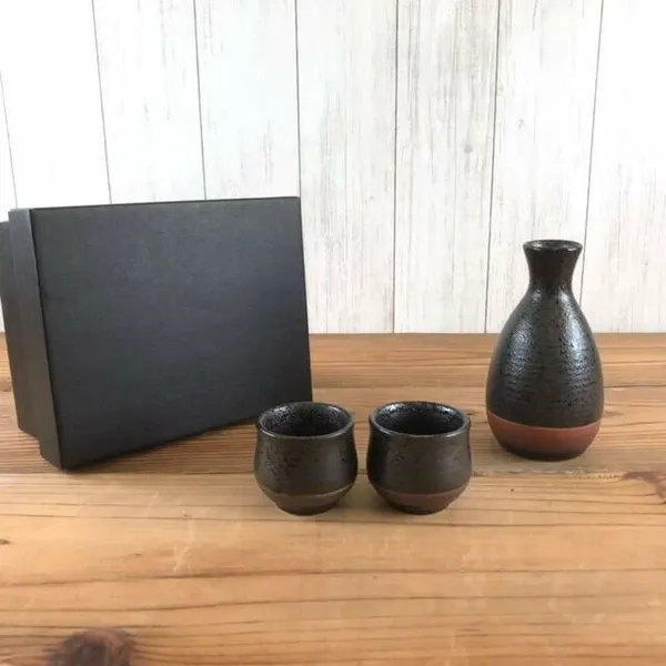 Toku Black Sake Bottle &amp; 2 Cup Set