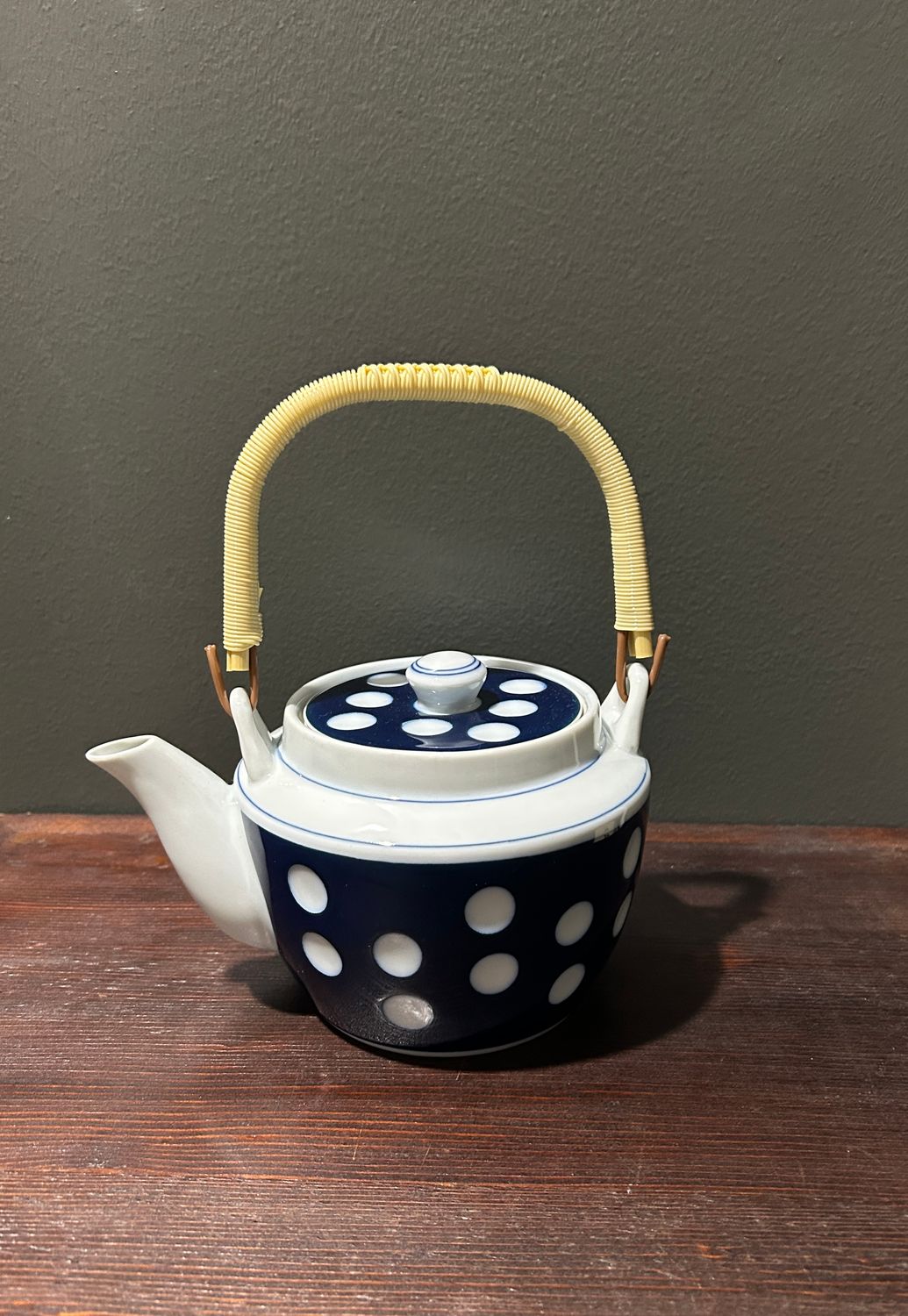 Bizen Yoshida Ware Hand-carved Polka Dot Teapot
