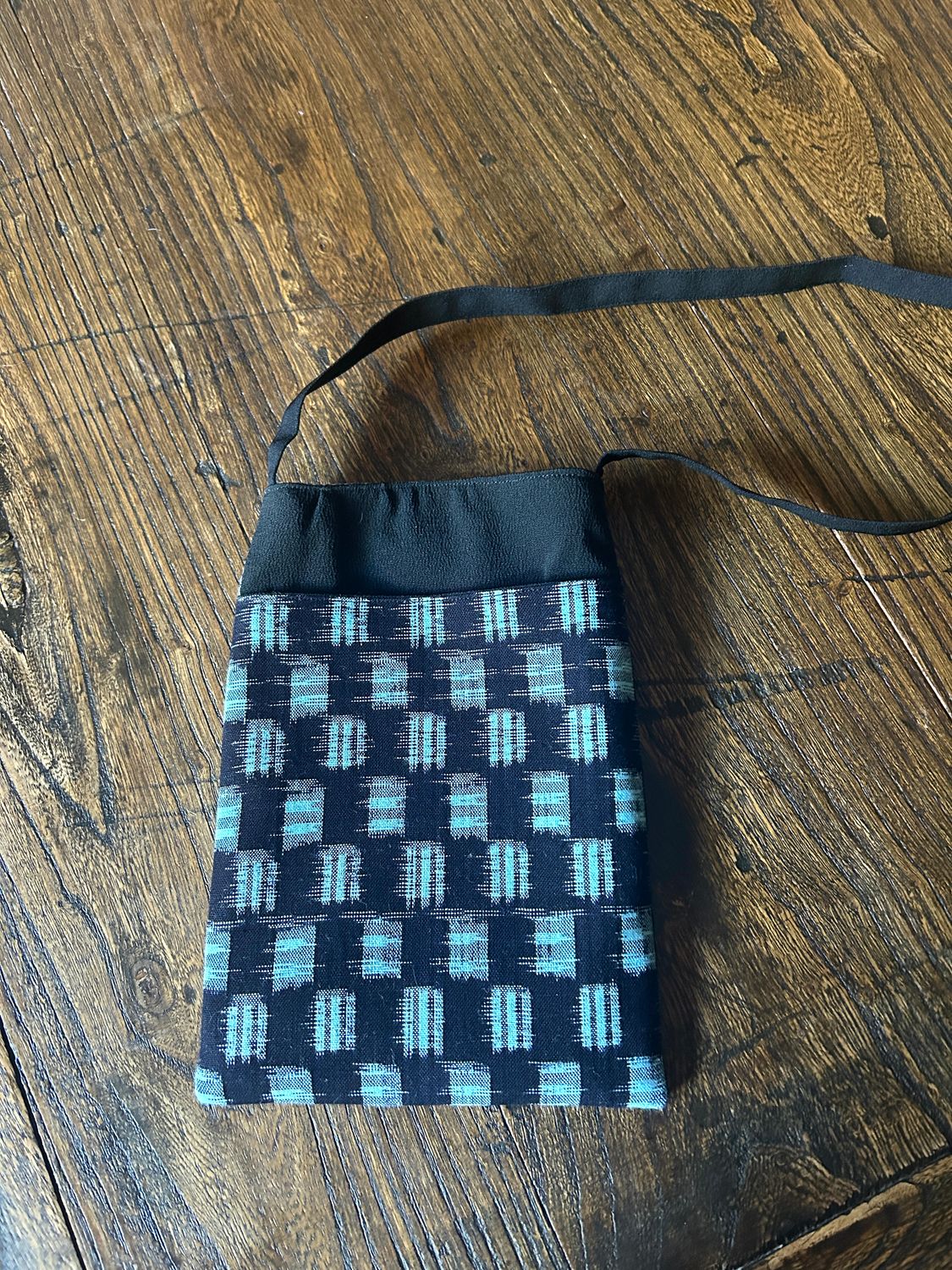 Kasuri Cotton Pochette