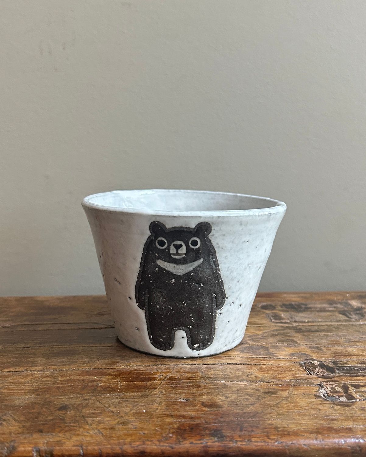 Yuki&#39;s Moon Bear Cup - Gray