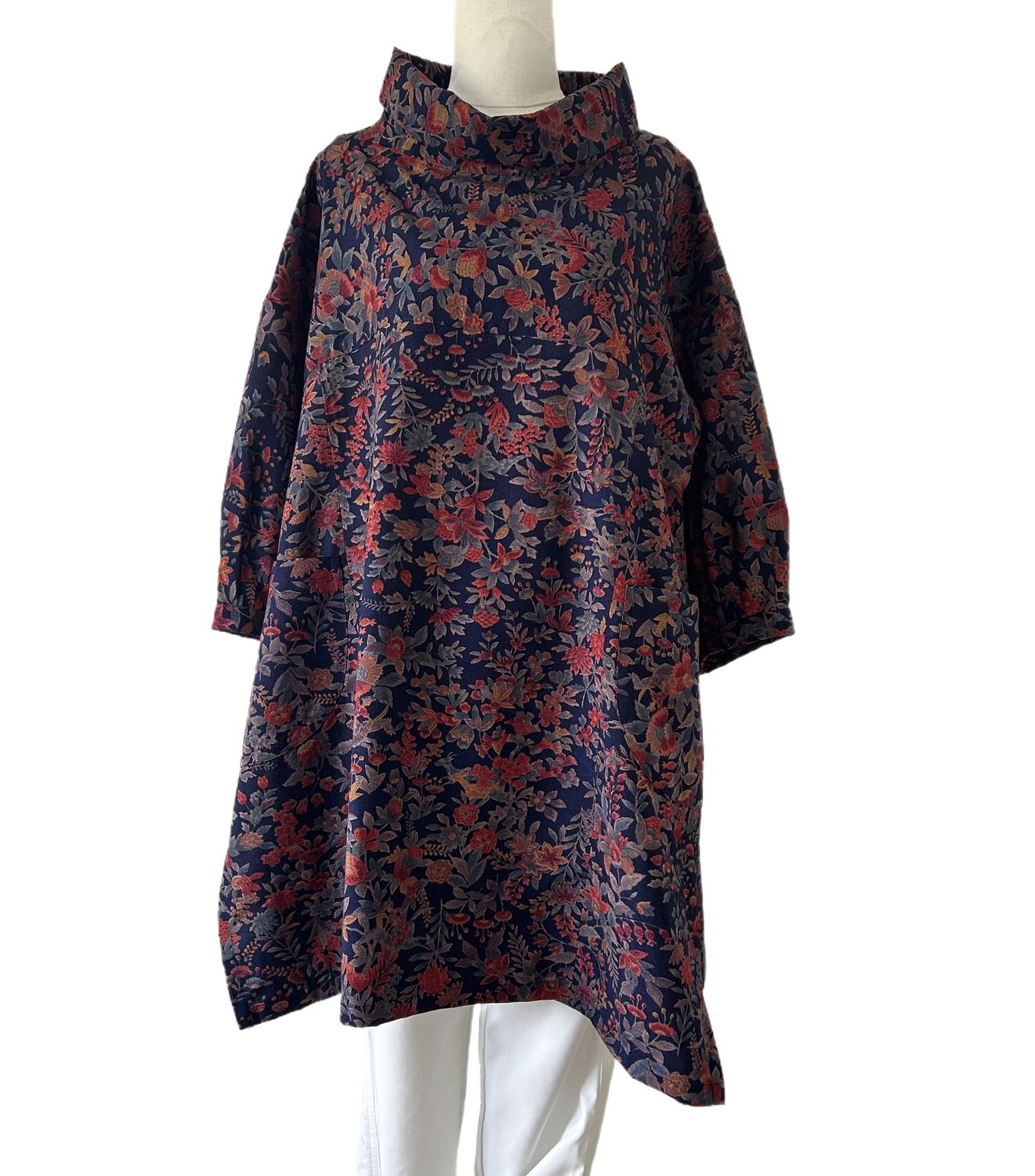 Upcycled Silk Kimono Tunic - Navy/Red Floral