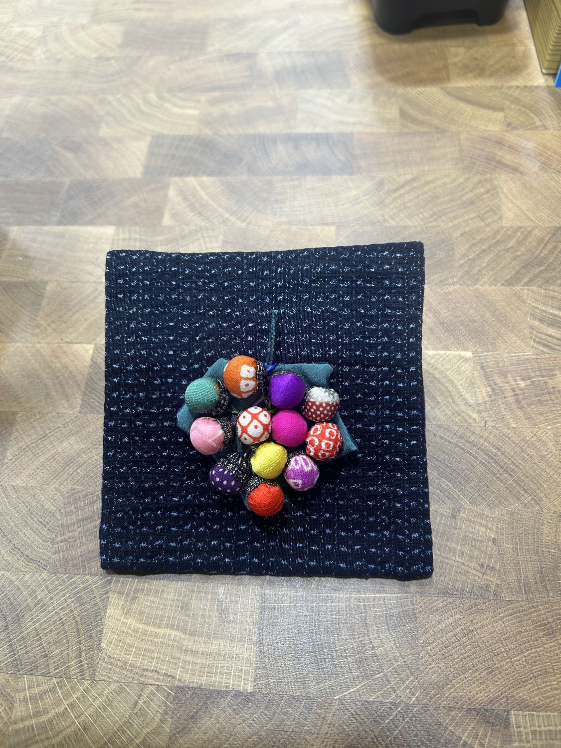 Chirimen Fabric Brooch - Grapes