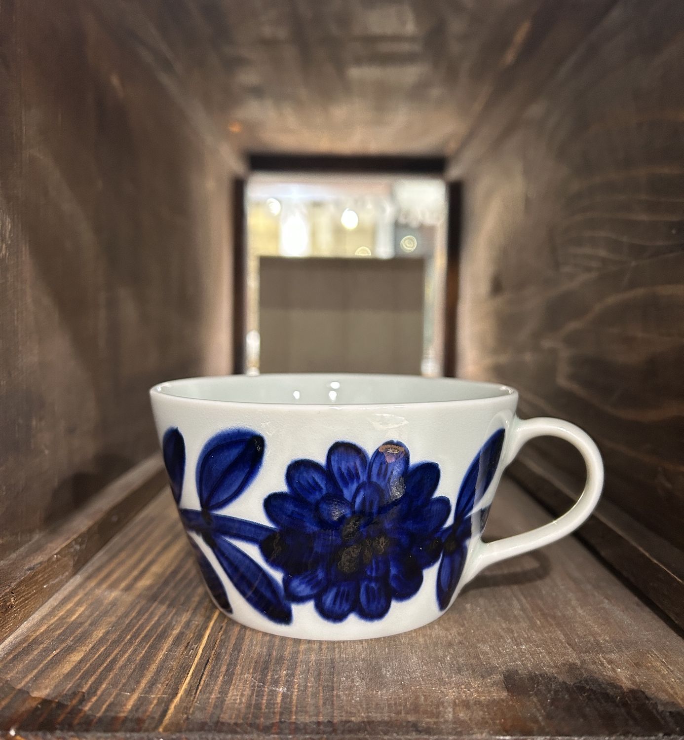 Hasami Ware Handpainted Daisy Mug