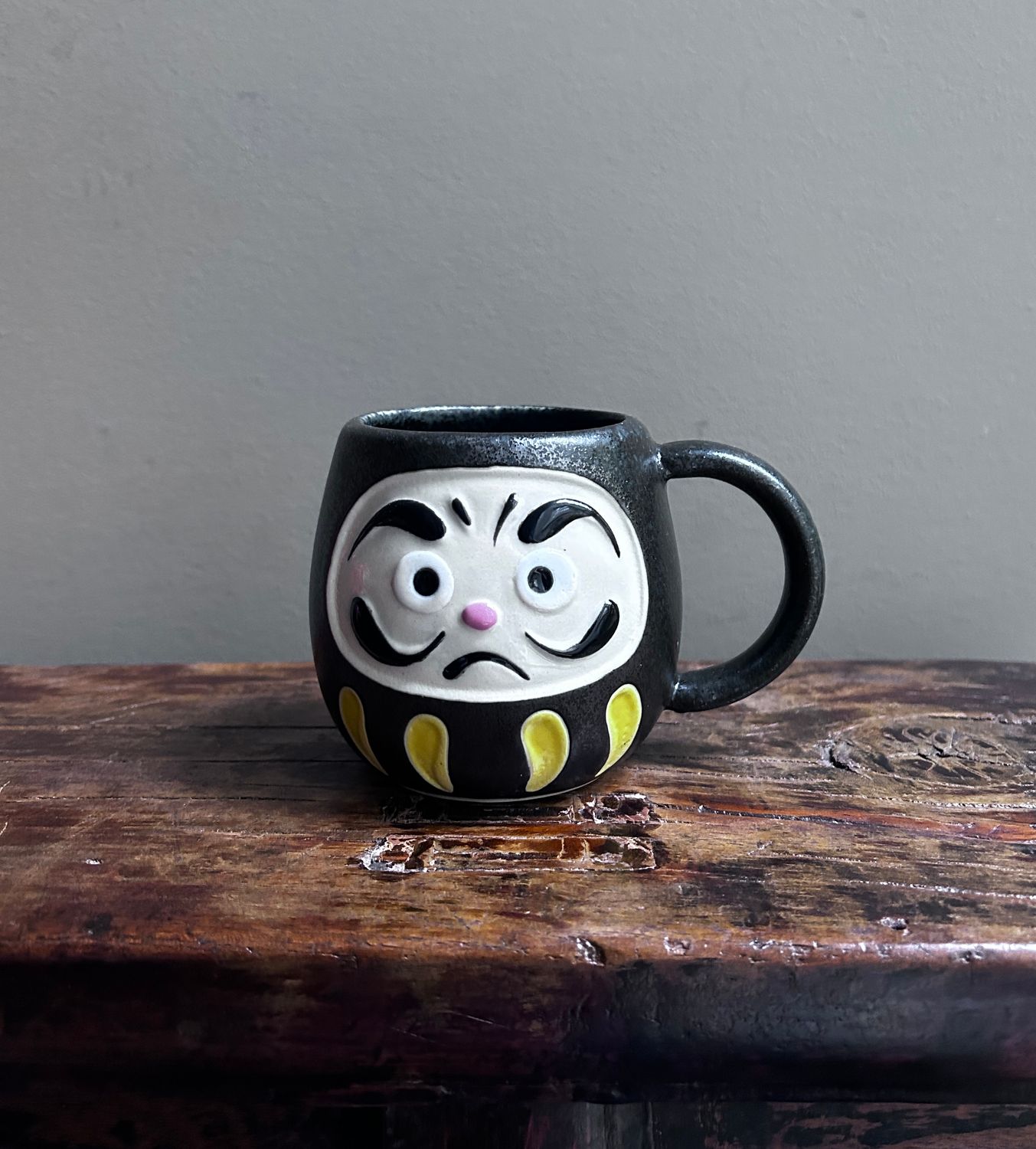 Mug - Black Daruma