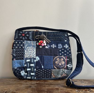 Vintage Kasuri Cotton Patchwork Shoulder Bag with Chestnut Brooch