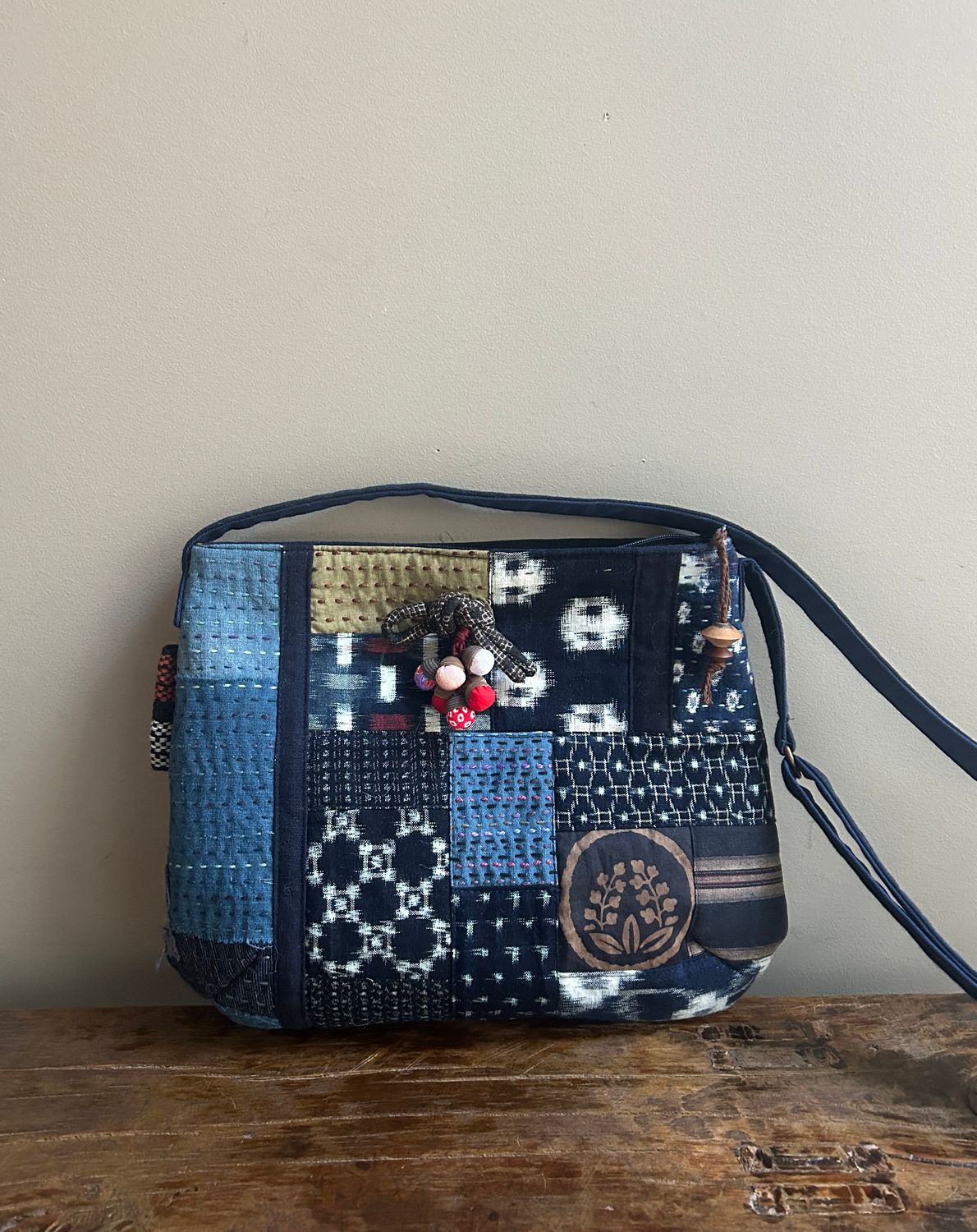 Vintage Kasuri Cotton Patchwork Shoulder Bag with Chestnut Brooch