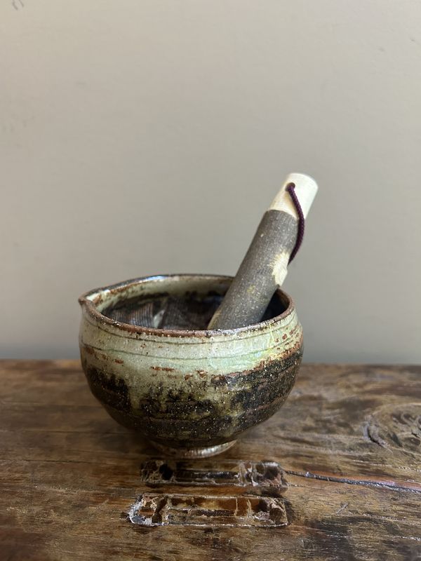 Suribachi Motar with Spout &amp; Wooden Pestle