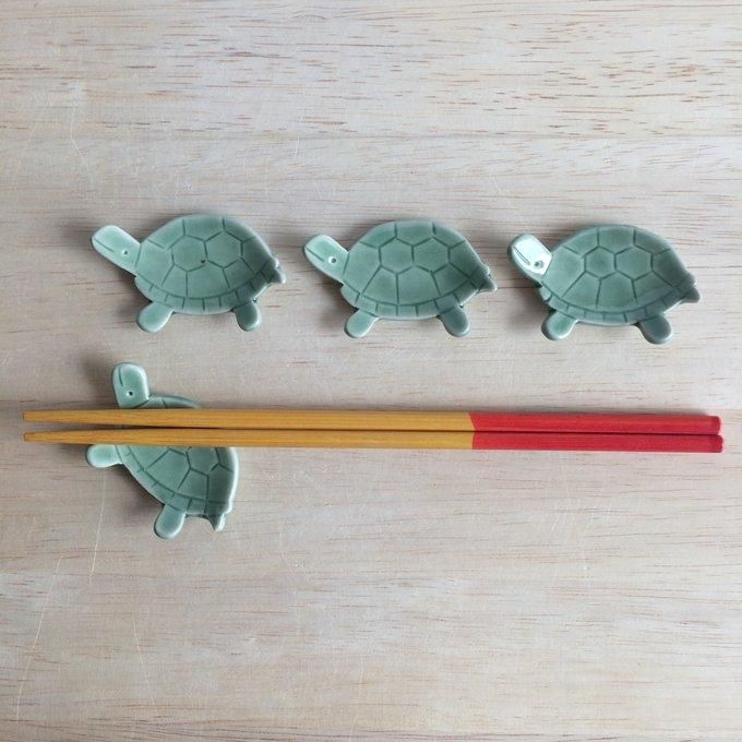 Yuki's Turtle Chopstick Rest