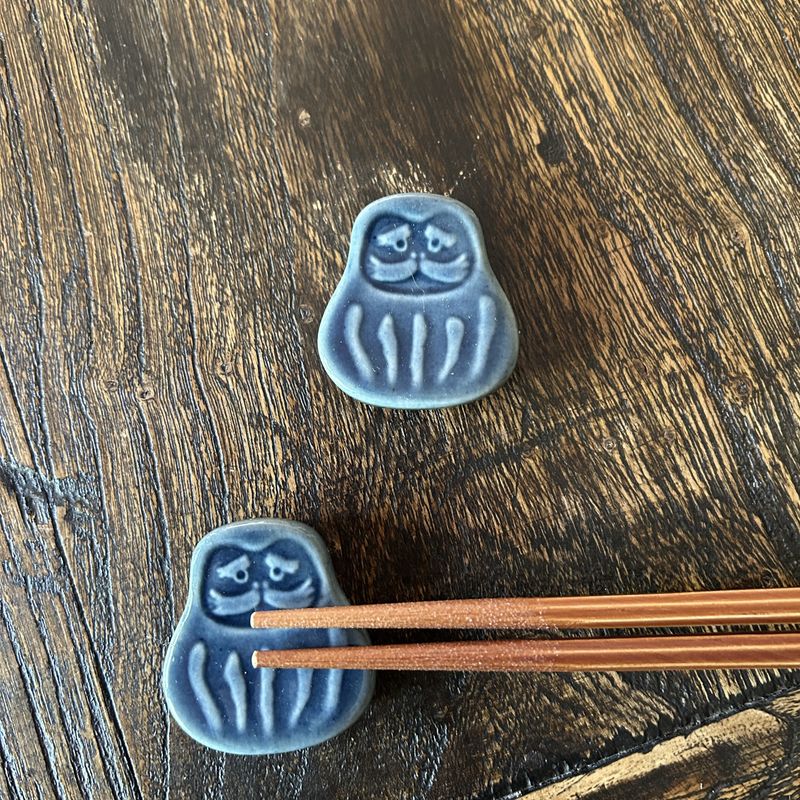 Blue Daruma Chopstick Rest