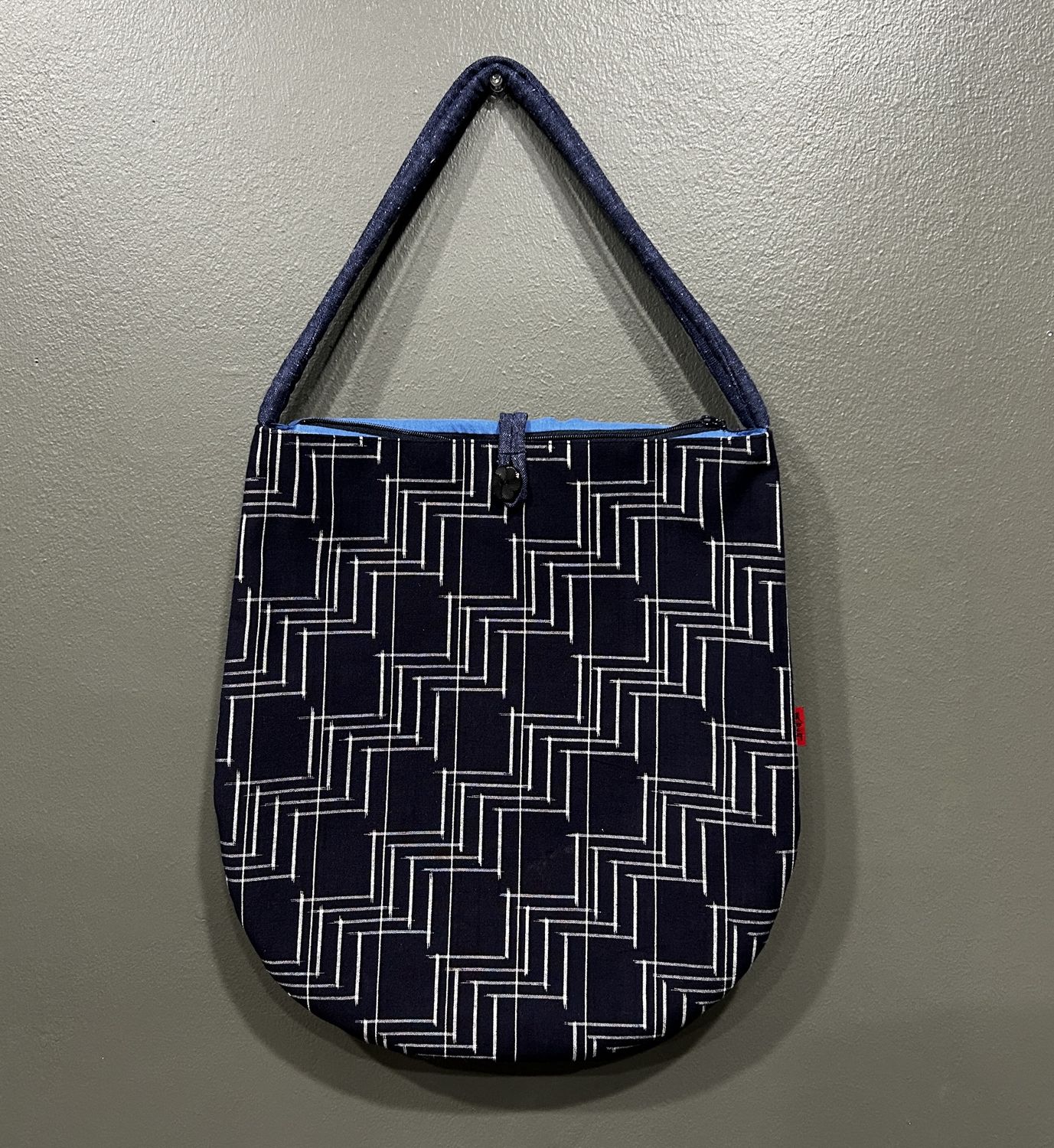 Giemon Kurume Karuri Toto Bag - Momotaro
