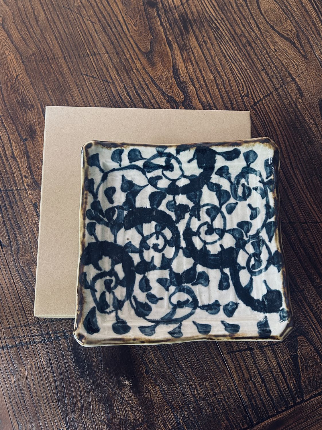 Tako Karakusa Square Plate in Gift Box
