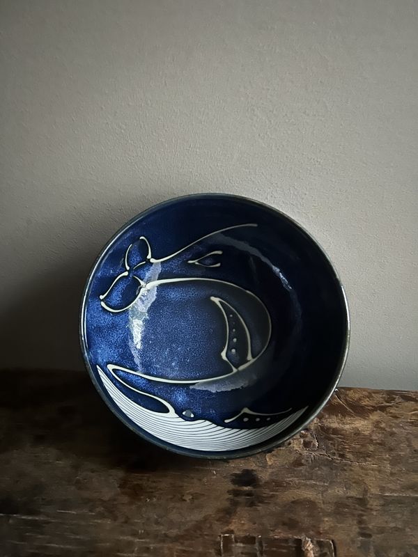 Kujira 16 cm Bowl - Whale Motif