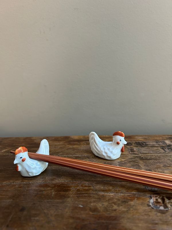 Little Hen Chopstick Rest