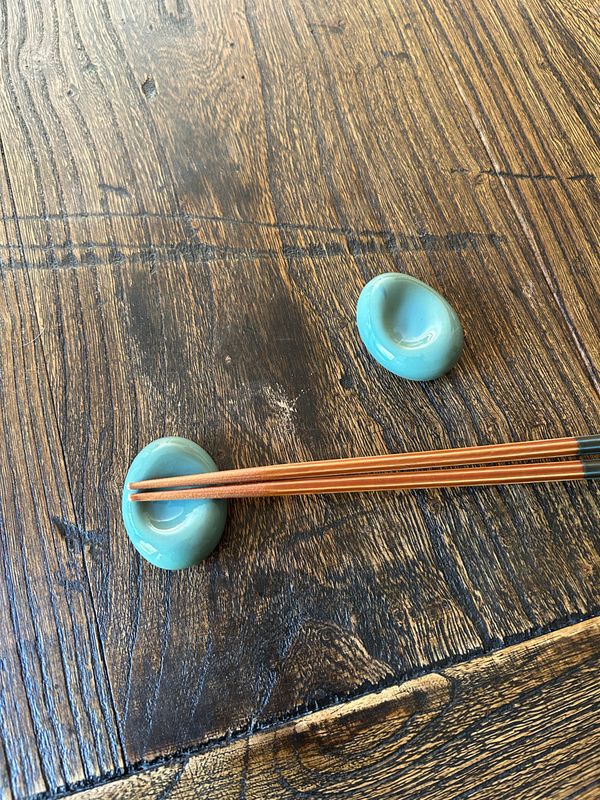 Broad Bean Chopstick Rest