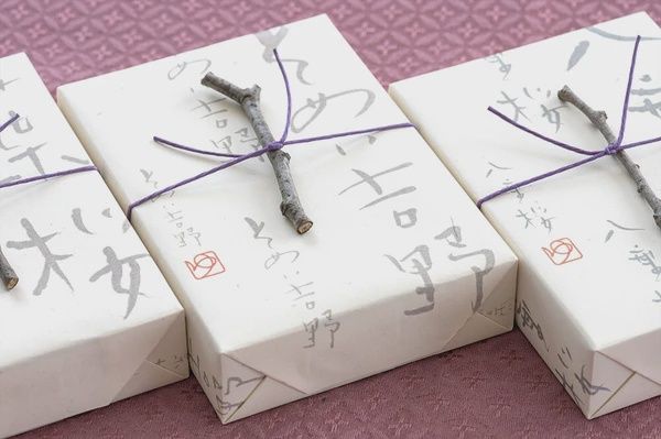 Cherry Blossom Incense in Paulownia Box