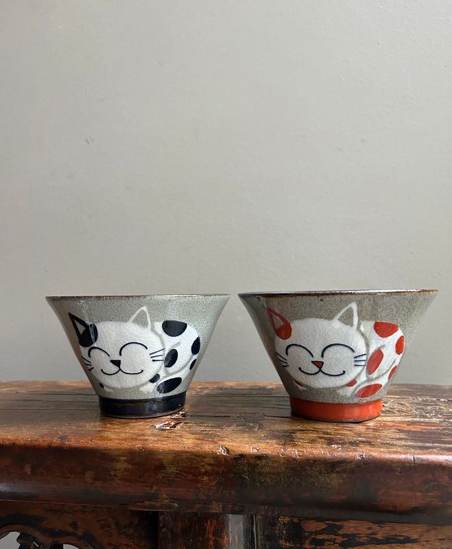 Hasami Ware Handpainted Cat Bowl