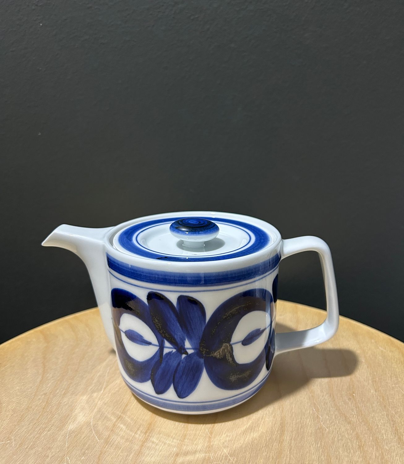 Hasami Ware Arabesque Teapot