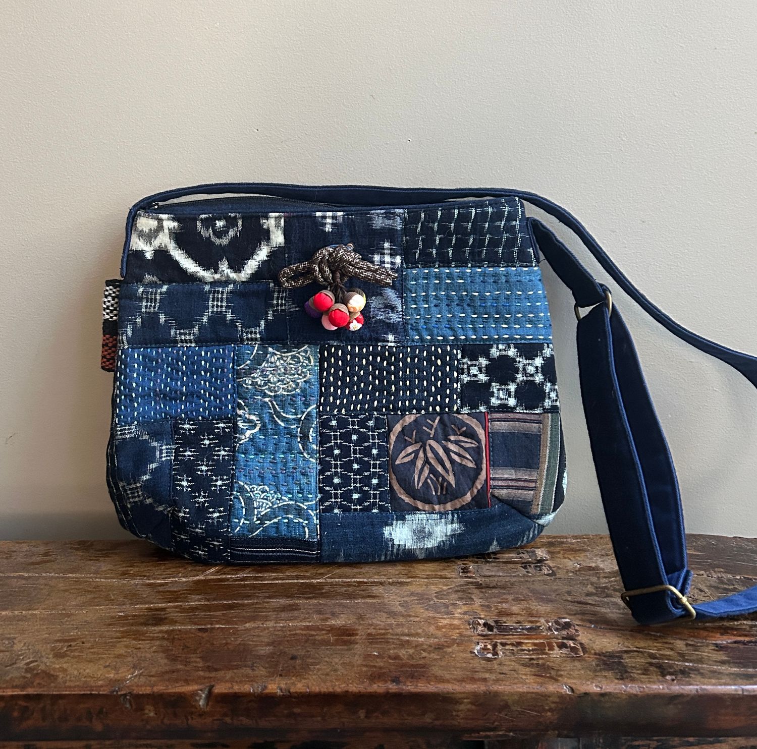 Vintage Kasuri Cotton Patchwork Shoulder Bag with Chestnut Brooch 2