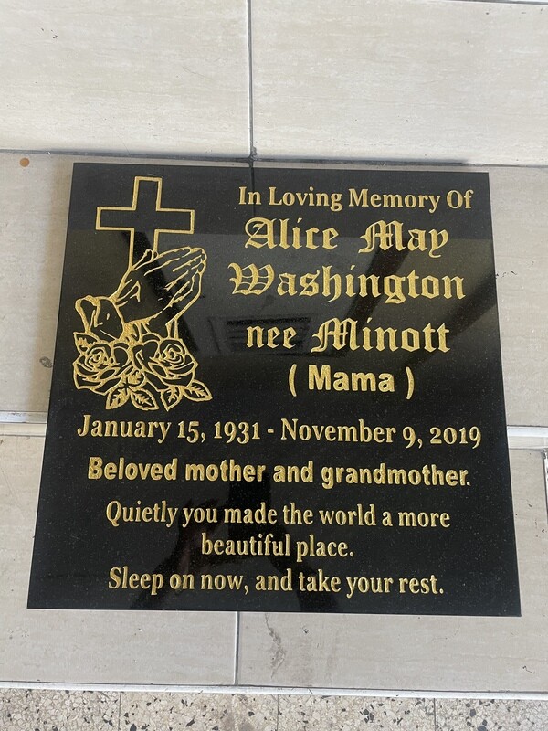 18”x18” Granite Plaque