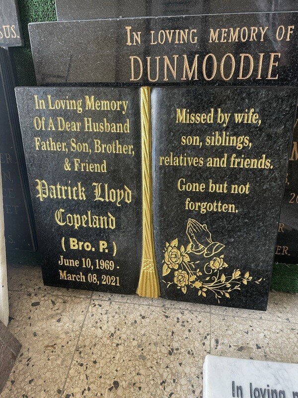18”x16” Granite Bible