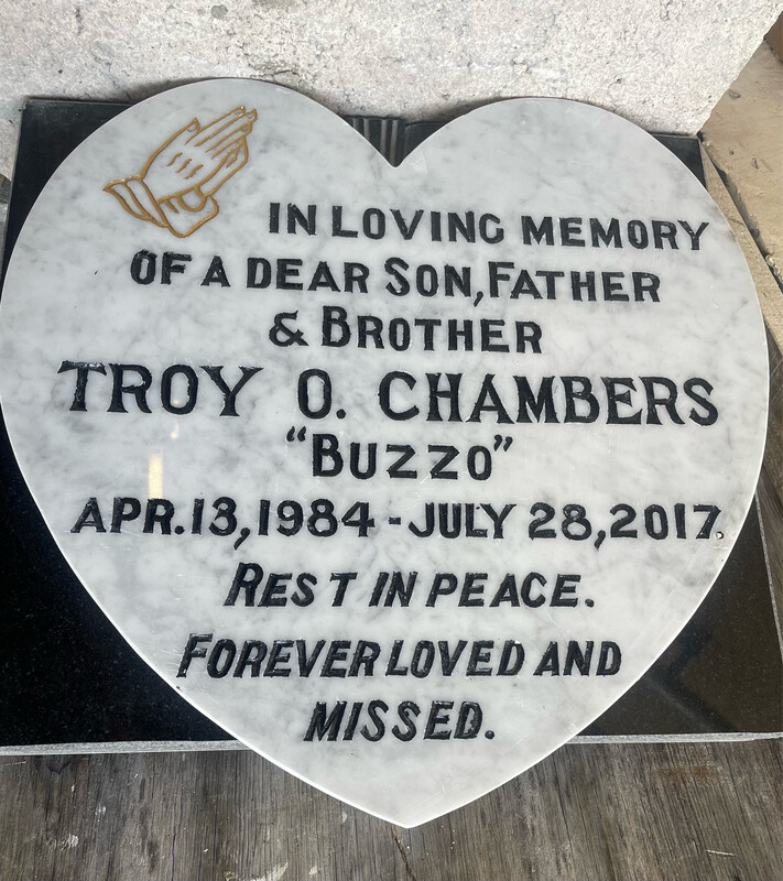 18”x18” Heart Shaped Marble