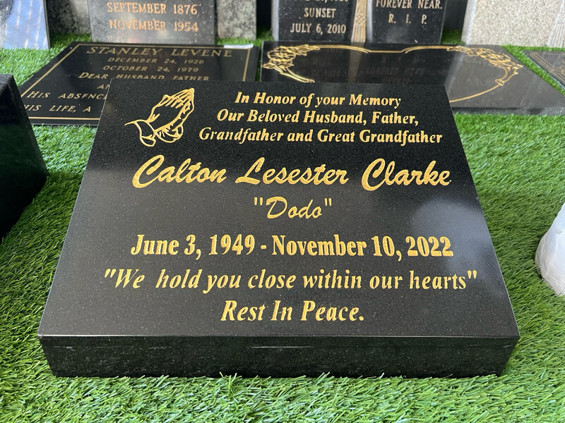16”x12” Granite Plaque With Base