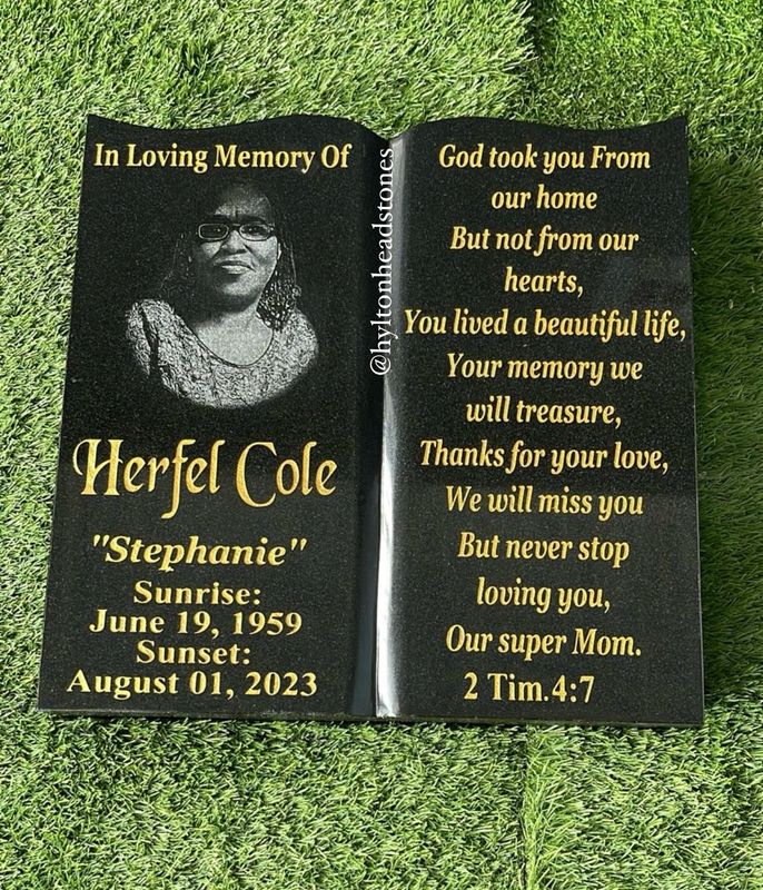 &quot;18x18&quot; Curved Granite Bible With laser Photo