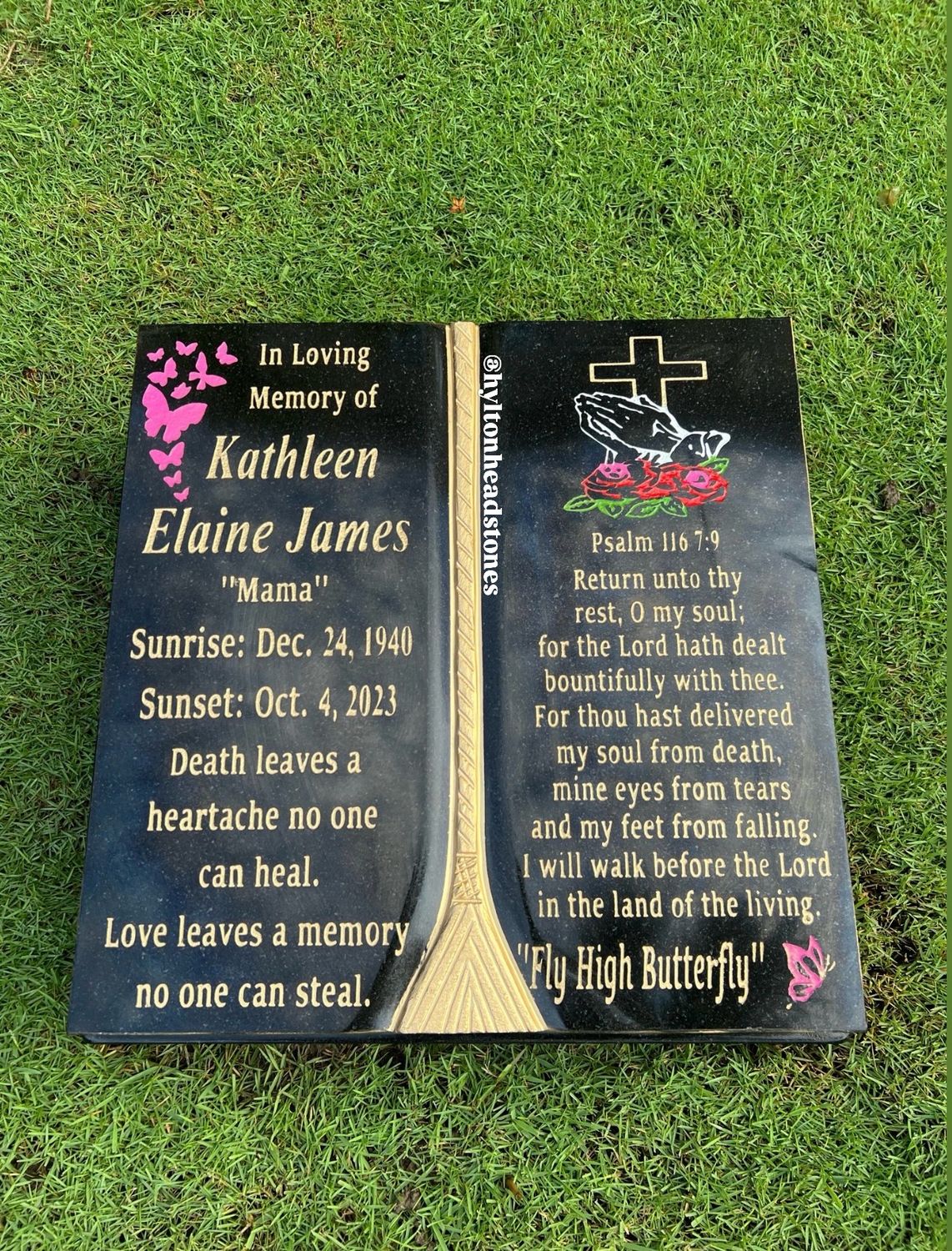 &quot;18x18&quot; Granite Bible With Base