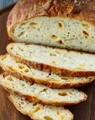 White Cheddar &amp; Herb Loaf