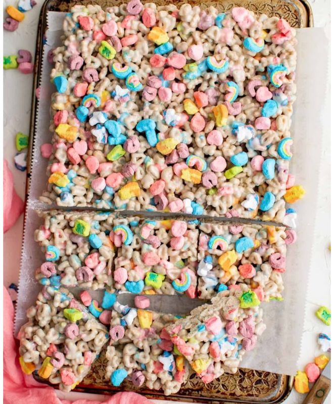 Lucky Charms Rice Krispie Treats