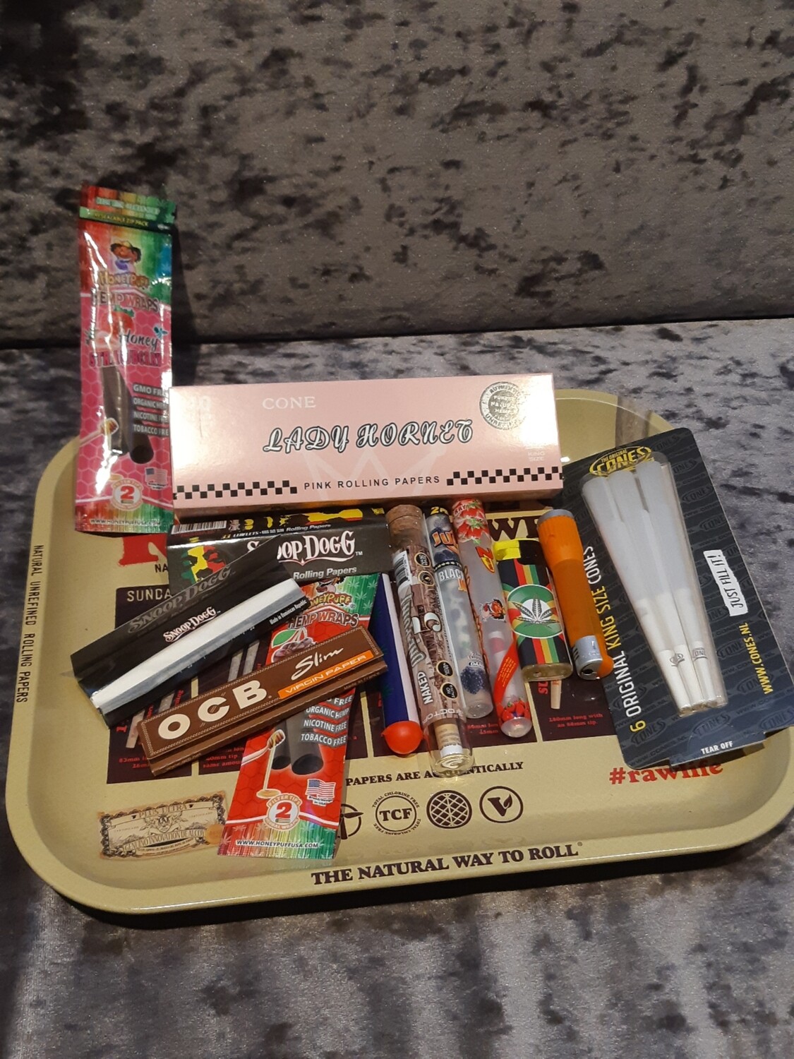 large raw rolling tray set