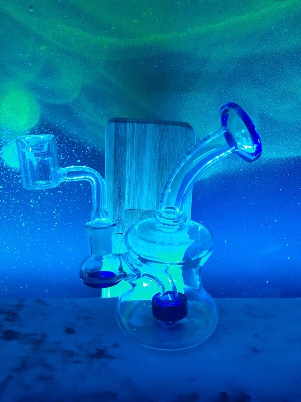 small glass dab rig