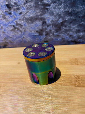 Small 6 Shooter Grinder