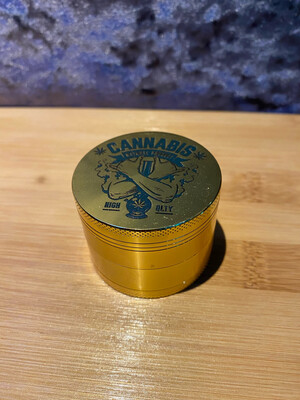 Gold Metal 4 Piece Grinder