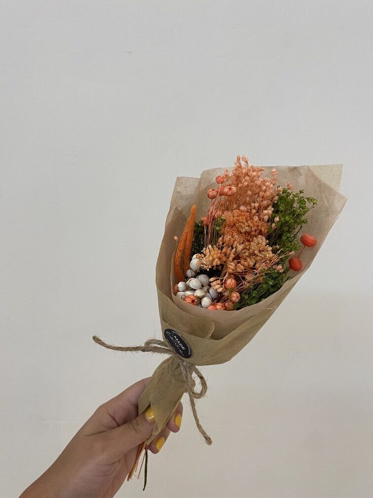 Dried flower bouquets