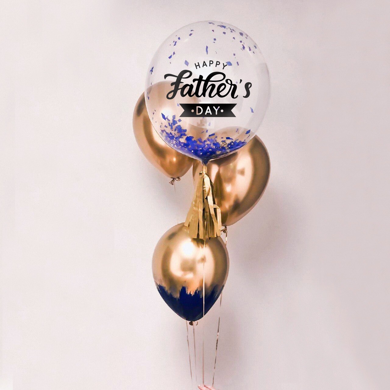 Customized clear balloons bouquet