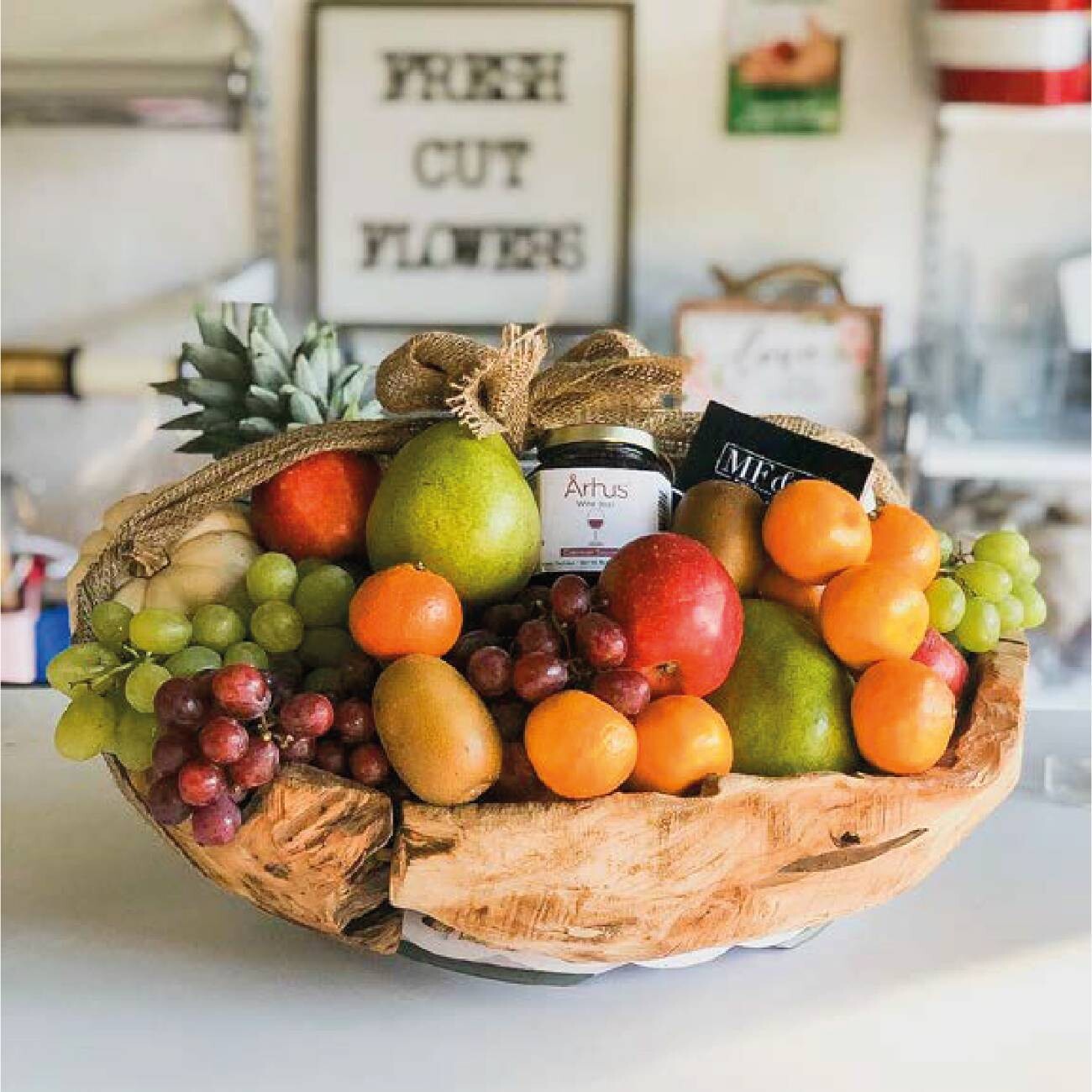 Woody Design Fruit Basket And Wine Jelly
