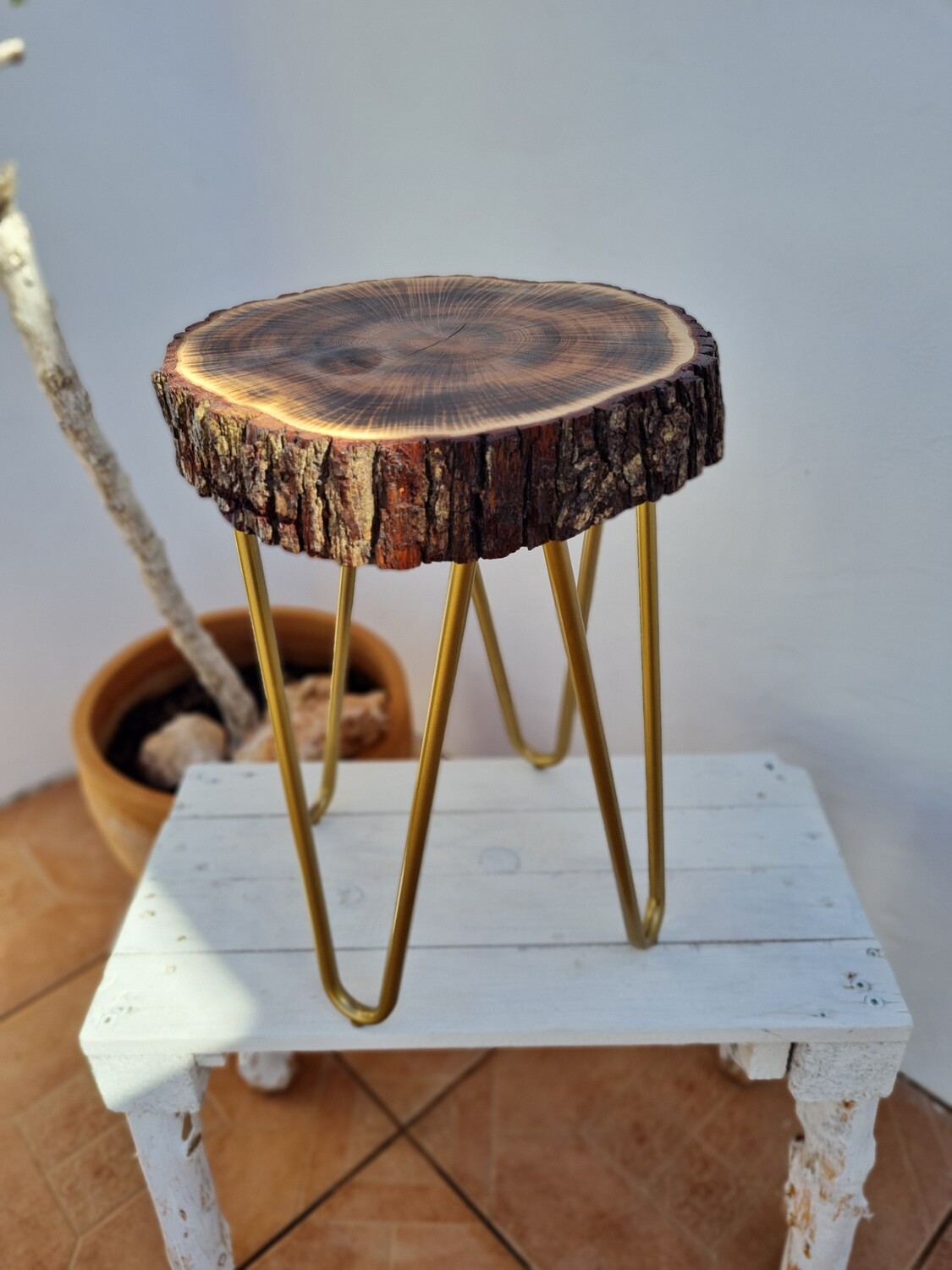Side Table &quot;Flamed&quot; - diameter 35cm - solid oak