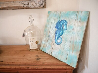 Artificial wood pallet and epoxy resin picture - &quot;Seahorse&quot; - 35 x 35 x 2 cm