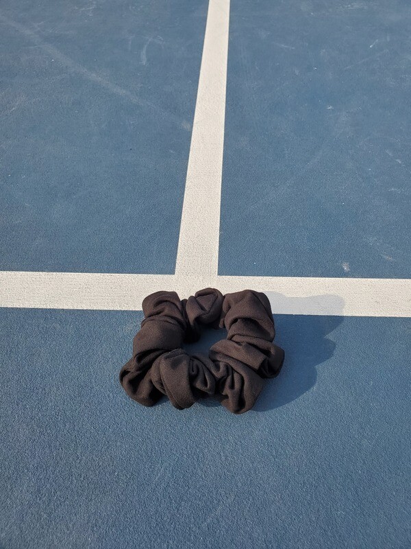 XL Black-Out Scrunchie