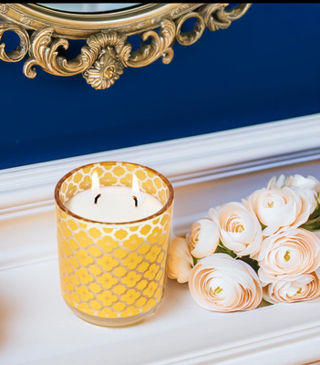 Gold Pattern Glass with Gold Lid - 15 oz